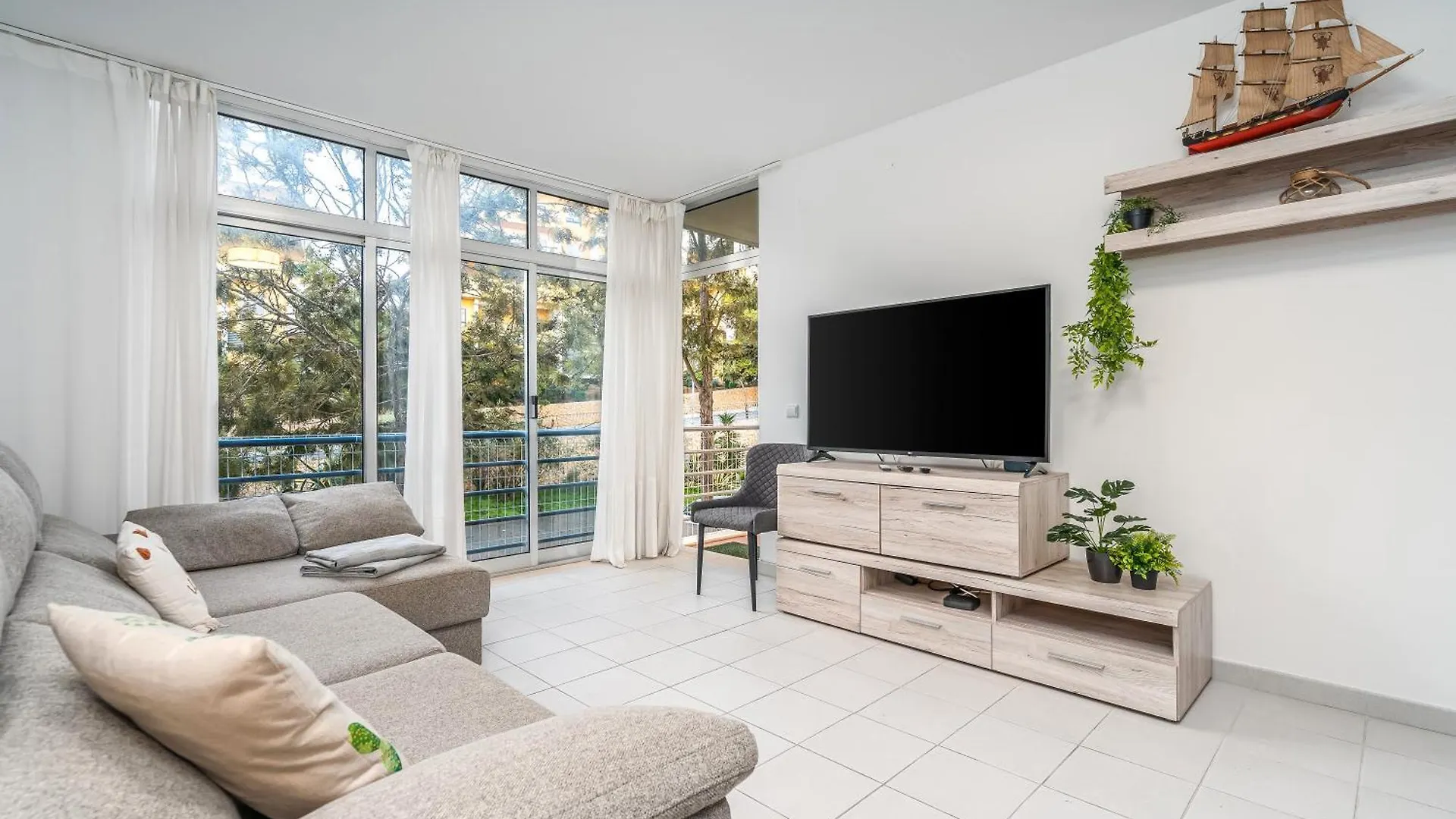 Sea Breeze Apartment Portimao